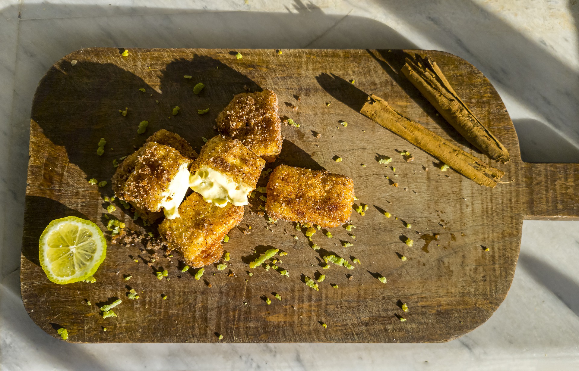 Conoce los mejores dulces de Alicante en nuestro tour gastronómico