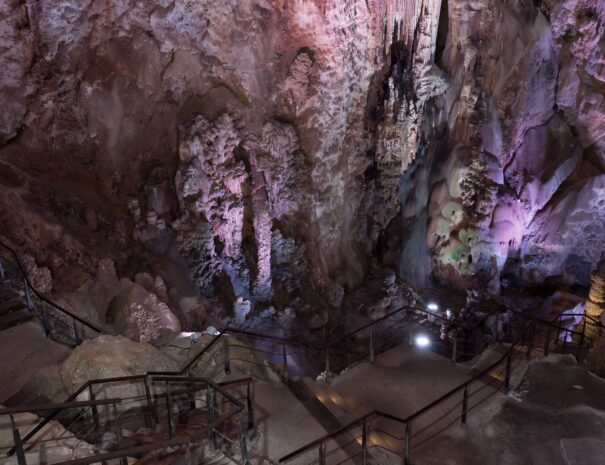 Day tour caves Alicante-min