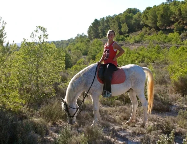 Paseo-a-caballo-por-el-Maigmo_1a-1024x683